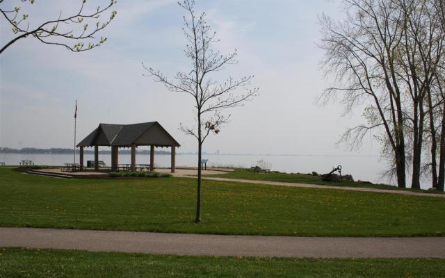Crystal Beach/ Ridgeway - Adult Beach Community