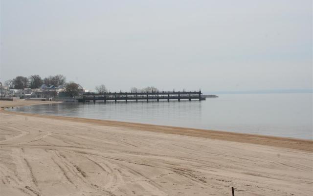 Crystal Beach/ Ridgeway - Adult Beach Community