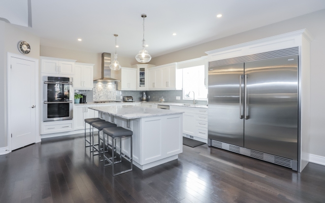Village Creek. Stevensville, Bungalow Interior Kitchen Layout