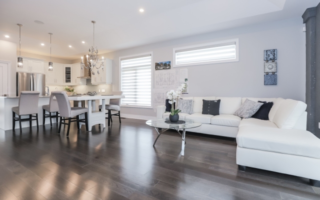Village Creek. Stevensville, Townhome Open Concept Main Floor
